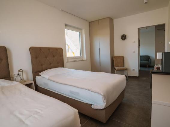 Mey Boardinghouse Apart otel Bielefeld Dış mekan fotoğraf